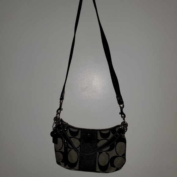 Coach purse - Picture 3 of 5